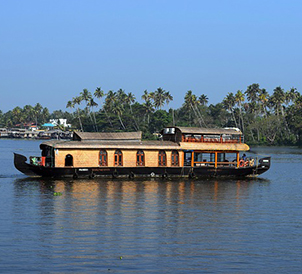 houseboat